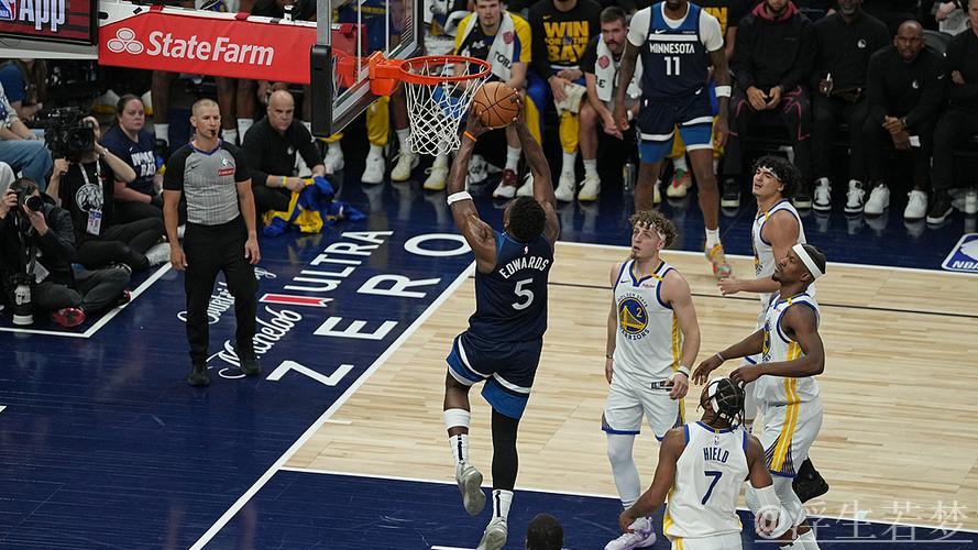 12月13日常规赛：勇士对阵森林狼 精彩集锦