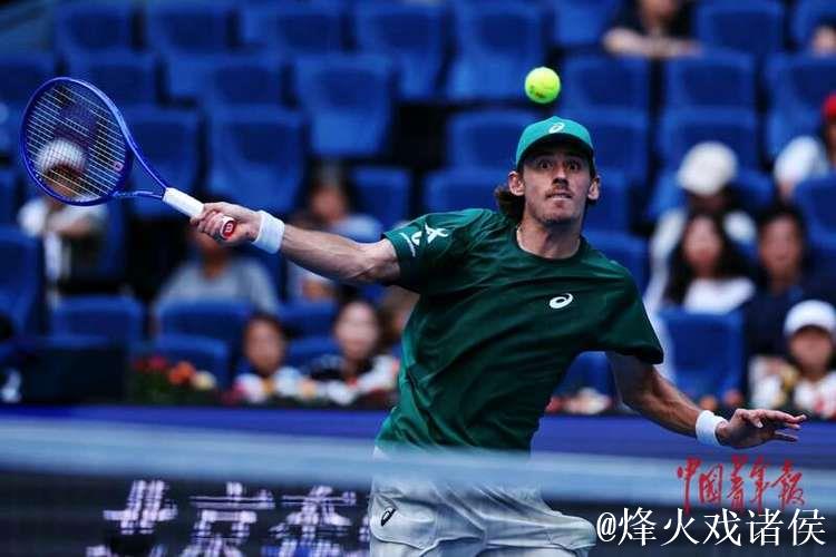 辛纳以2-1力克德米纳尔 连续3年中网男单决赛入围